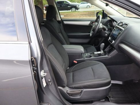 Used 2019 Subaru Outback 2.5i Premium AWD/4WD image 22
