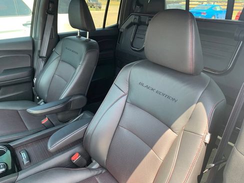 Used 2023 Honda Ridgeline Black Edition image 3