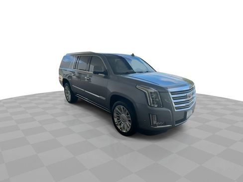Certified 2019 Cadillac Escalade ESV Platinum AWD/4WD image 2