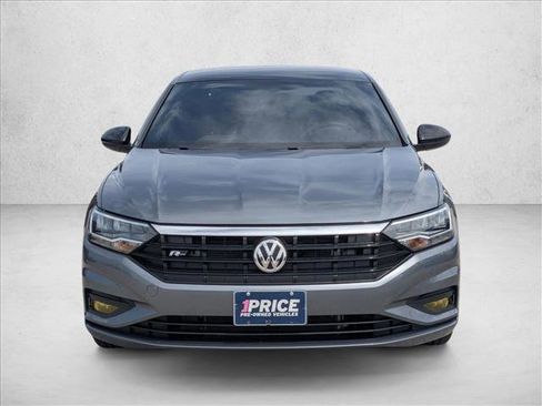 Used 2021 Volkswagen Jetta R-Line FWD image 2