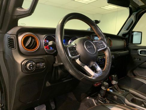 Used 2021 Jeep Gladiator Mojave AWD/4WD image 17