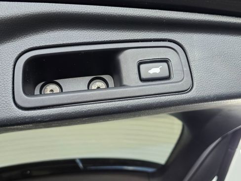 Used 2021 Honda Pilot Touring image 44