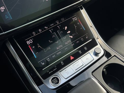 Used 2025 Audi Q7 3.0T Prestige image 47