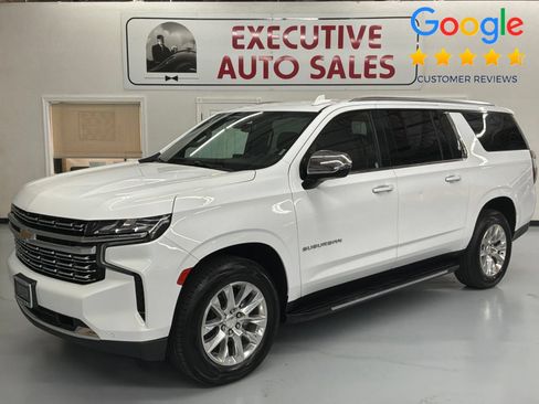 Used 2022 Chevrolet Suburban Premier RWD image 1