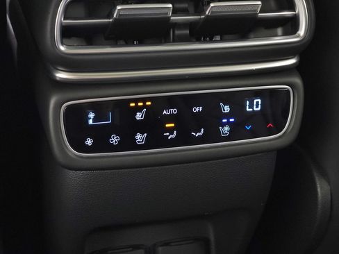 Used 2025 Genesis GV80 3.5T Prestige AWD/4WD image 40