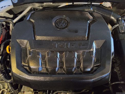 Used 2020 Volkswagen Passat 2.0T S image 30