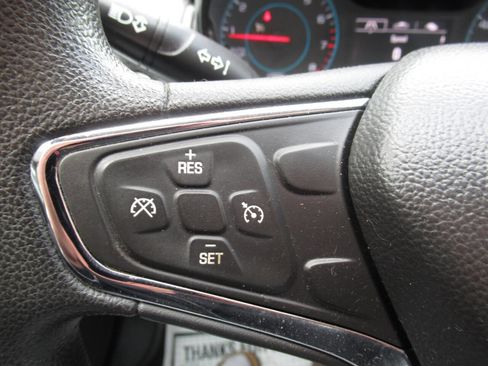 Used 2017 Chevrolet Cruze LT w/ Convenience Package image 25