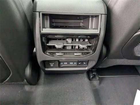 New 2026 Jeep Grand Cherokee Limited Reserve image 24