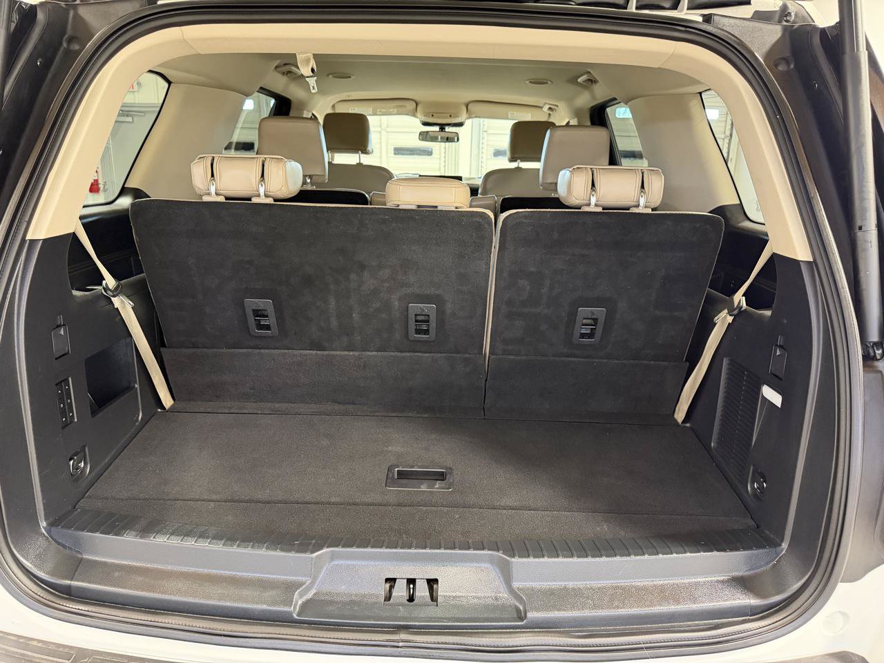 Used 2022 Ford Expedition XLT RWD image 8