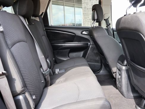 Used 2020 Dodge Journey SE w/ SE Popular Equipment Group image 13