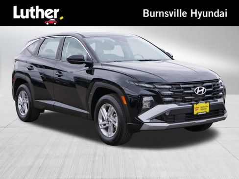 Used 2026 Hyundai Tucson SE AWD/4WD image 1