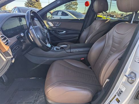 Used 2020 Mercedes-Benz S 560 Sedan image 10