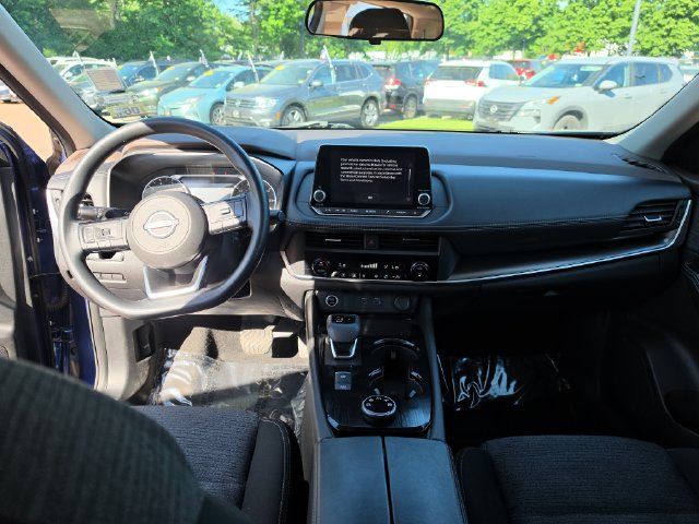 Used 2023 Nissan Rogue SV AWD/4WD image 12