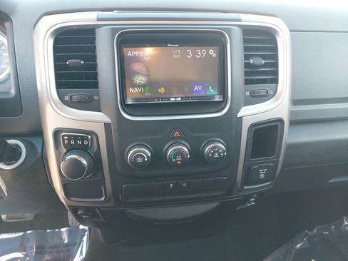 Used 2015 RAM 1500 Big Horn RWD image 21