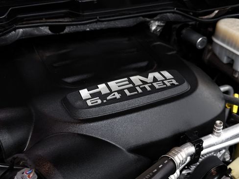Used 2017 RAM 2500 Big Horn AWD/4WD image 8