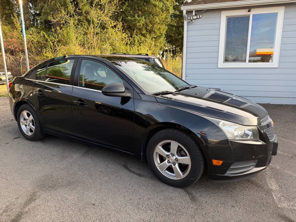 Used 2012 Chevrolet Cruze LT FWD image 3