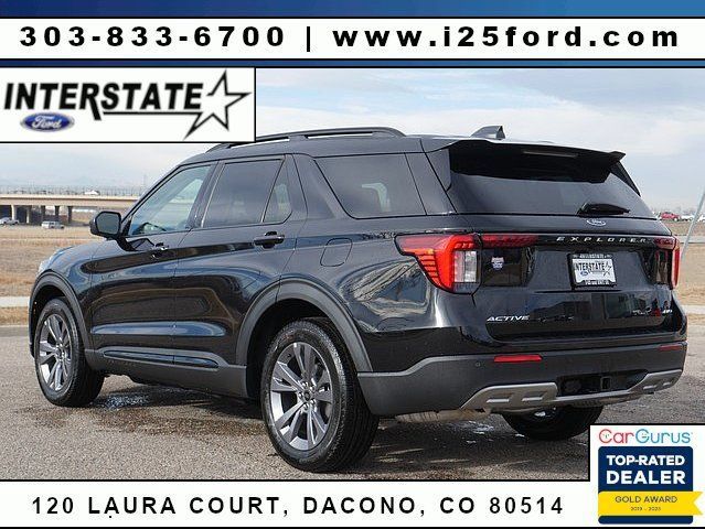 New 2026 Ford Explorer Active w/ Active Comfort Package AWD/4WD image 3