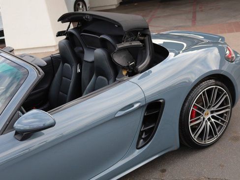 Used 2017 Porsche 718 Boxster S RWD image 61
