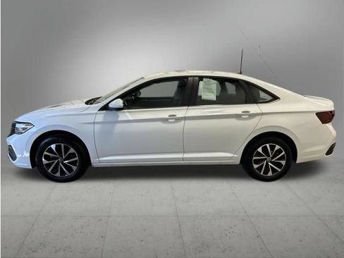 Used 2023 Volkswagen Jetta S FWD image 2