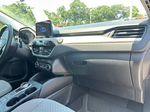 Used 2022 Ford Escape SE w/ Convenience Package FWD image 15