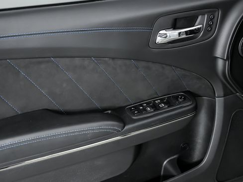 Used 2020 Dodge Charger SRT Hellcat w/ Navigation & Travel Group image 17