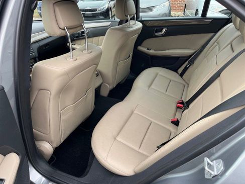 Used 2011 Mercedes-Benz E 350 Sedan image 15