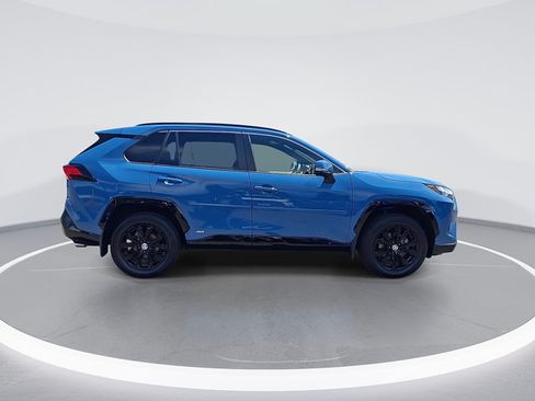 Certified 2024 Toyota RAV4 SE w/ Convenience Package AWD/4WD image 10