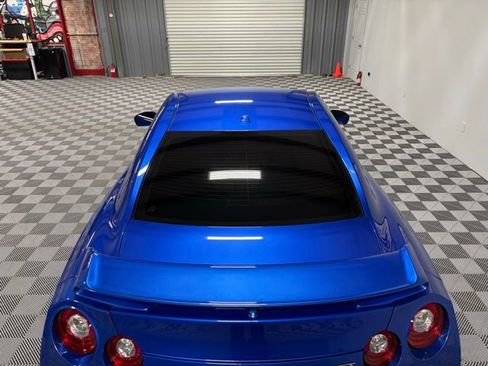 Used 2020 Nissan GT-R Premium image 15