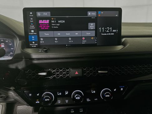Used 2023 Honda Accord Touring image 24