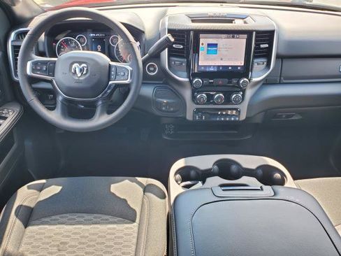 New 2026 RAM 2500 Big Horn AWD/4WD image 22