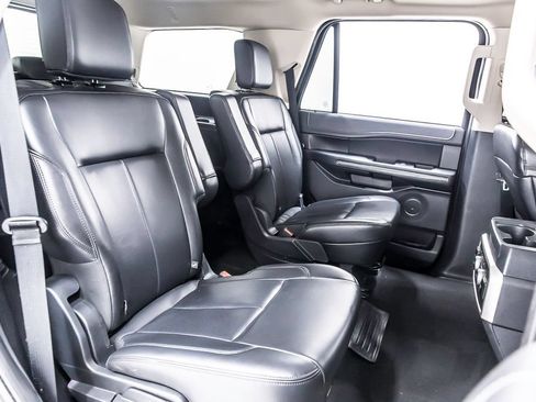 Used 2024 Ford Expedition XLT RWD image 35