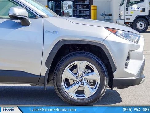 Used 2020 Toyota RAV4 Limited image 7