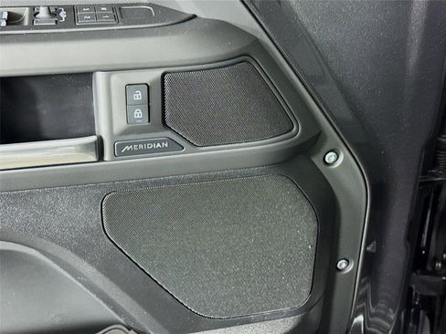 Used 2026 Land Rover Defender 110 S AWD/4WD image 21