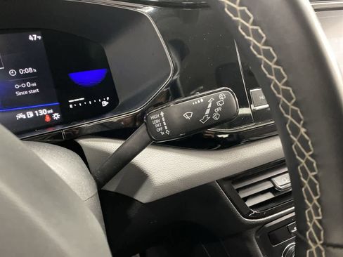 Used 2022 Volkswagen Taos S image 22