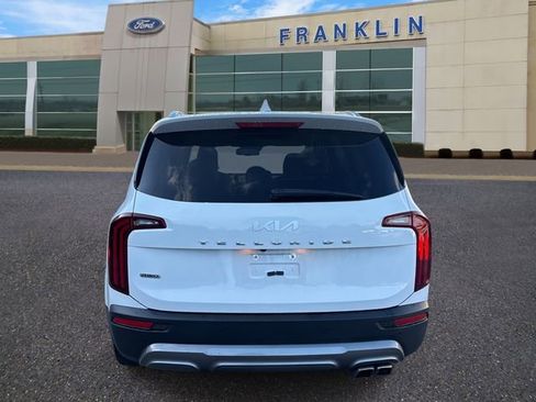Used 2022 Kia Telluride EX image 7