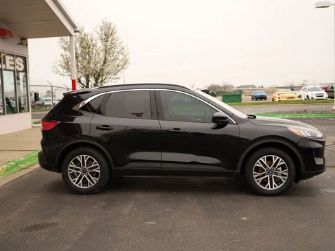 Used 2021 Ford Escape SEL image 4