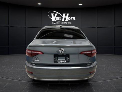 Used 2020 Volkswagen Jetta SEL FWD image 4