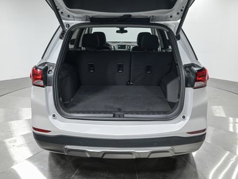 Used 2024 Chevrolet Equinox LT AWD/4WD image 6