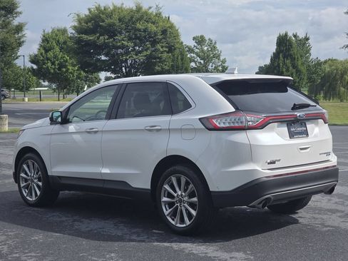 Used 2017 Ford Edge Titanium w/ Equipment Group 302A AWD/4WD image 6