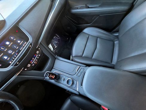Used 2021 Cadillac XT5 Premium Luxury w/ LPO, Floor Liner Package FWD image 37