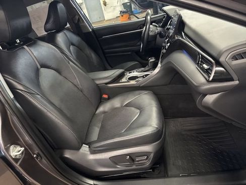 Used 2021 Toyota Camry XLE AWD/4WD image 27