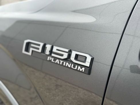 Used 2015 Ford F150 Platinum image 40