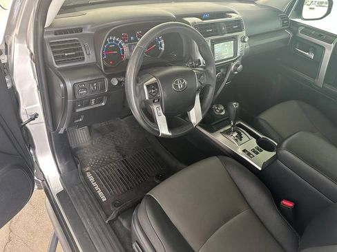 Used 2019 Toyota 4Runner SR5 Premium AWD/4WD image 12