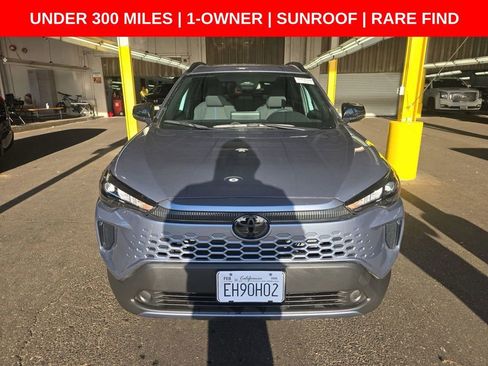 Used 2026 Toyota Corolla Cross AWD Hybrid w/ Moonroof Package image 8
