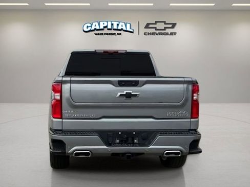 Used 2025 Chevrolet Silverado 1500 High Country image 4