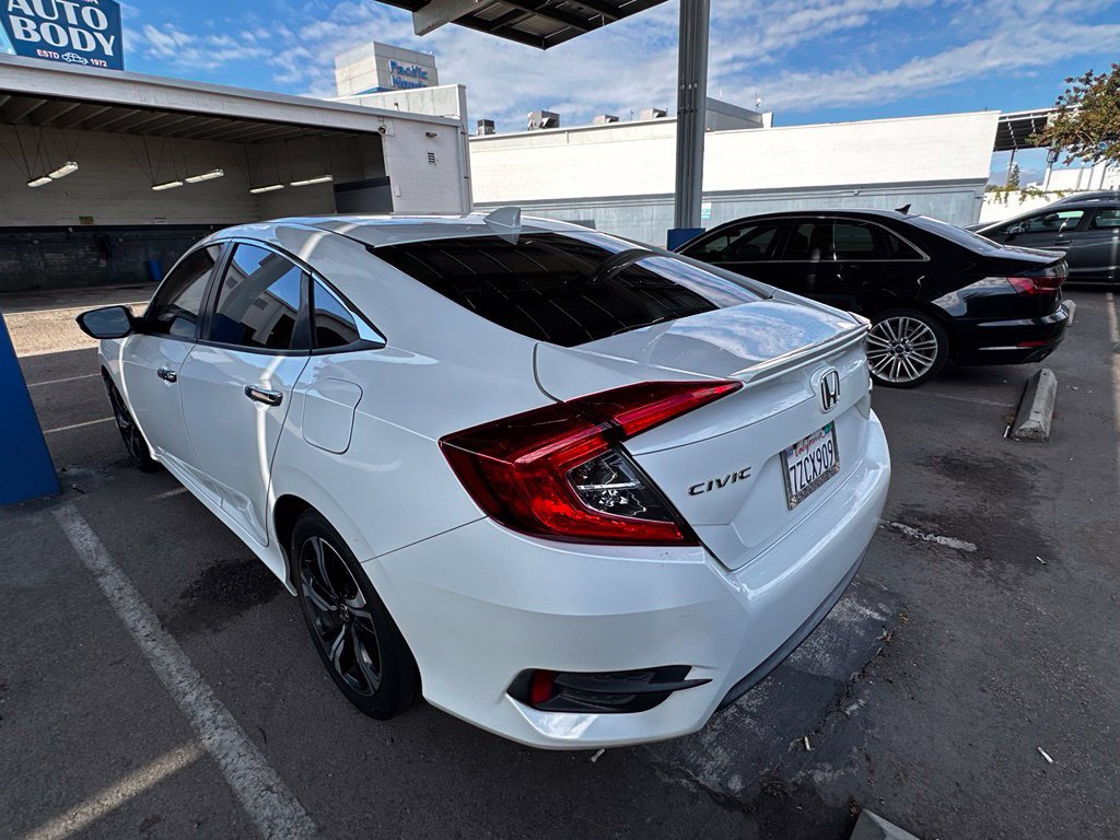Used 2017 Honda Civic Touring image 25