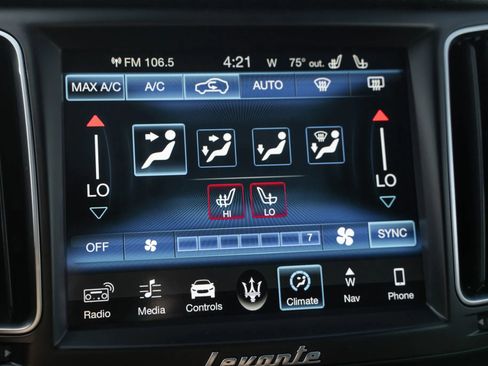 Used 2018 Maserati Levante Sport Utility 4D image 25