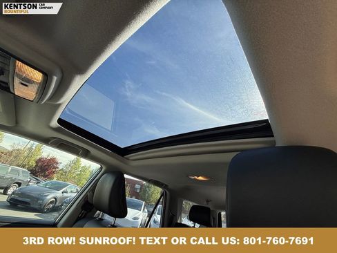 Used 2024 Toyota 4Runner SR5 Premium w/ Moonroof Package AWD/4WD image 33