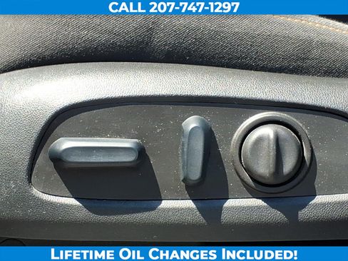 Used 2022 Chevrolet Equinox LT AWD/4WD image 12