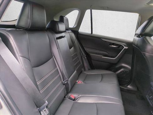 Certified 2021 Toyota RAV4 XLE Premium image 19